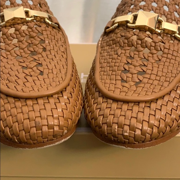Michael Kors Charlton Slide Acorn - Picture 10 of 15